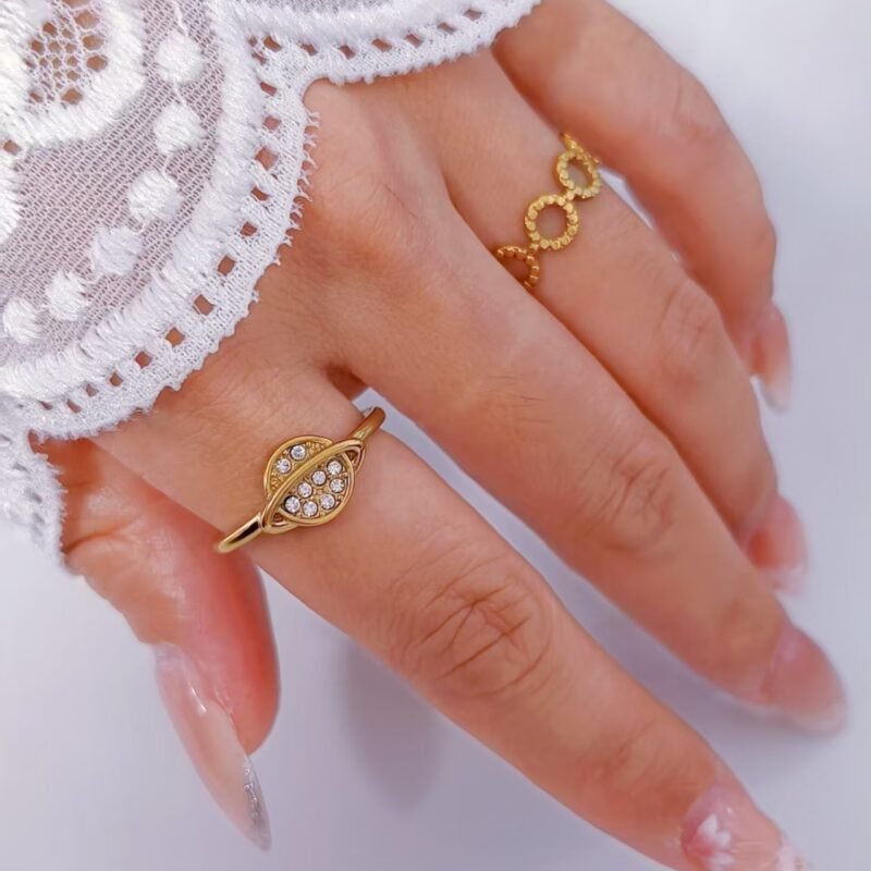 Saturn Orbit Pavé Ring