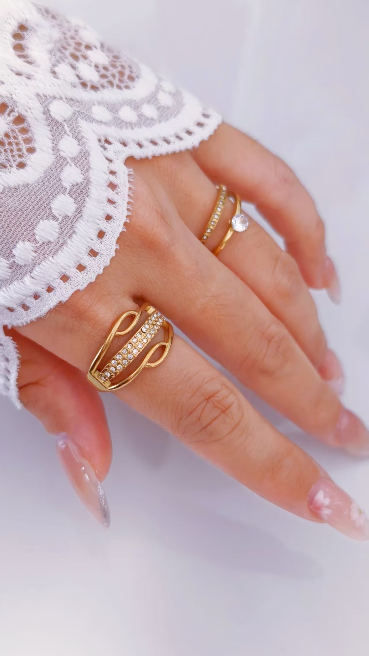Wave Pavé Wide Band Ring - Image 3