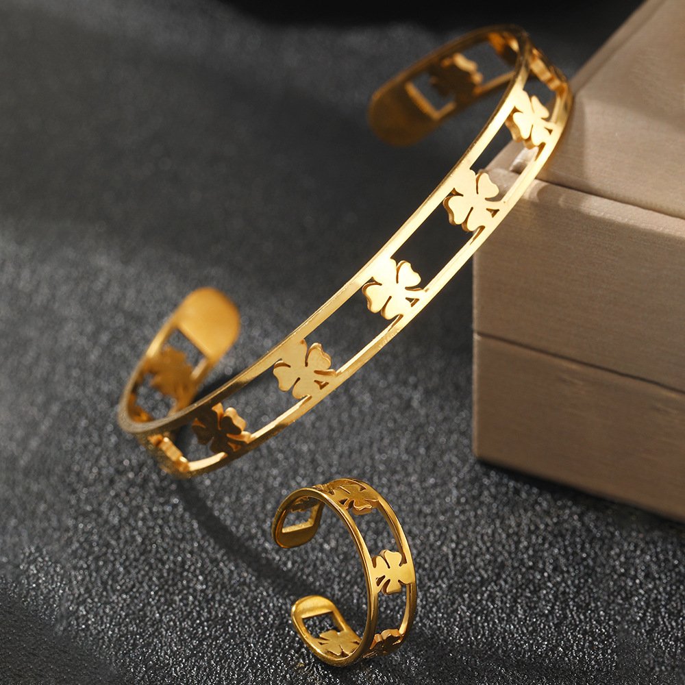 Fortune's Trail Clover Bangle & Ring Set - Image 7