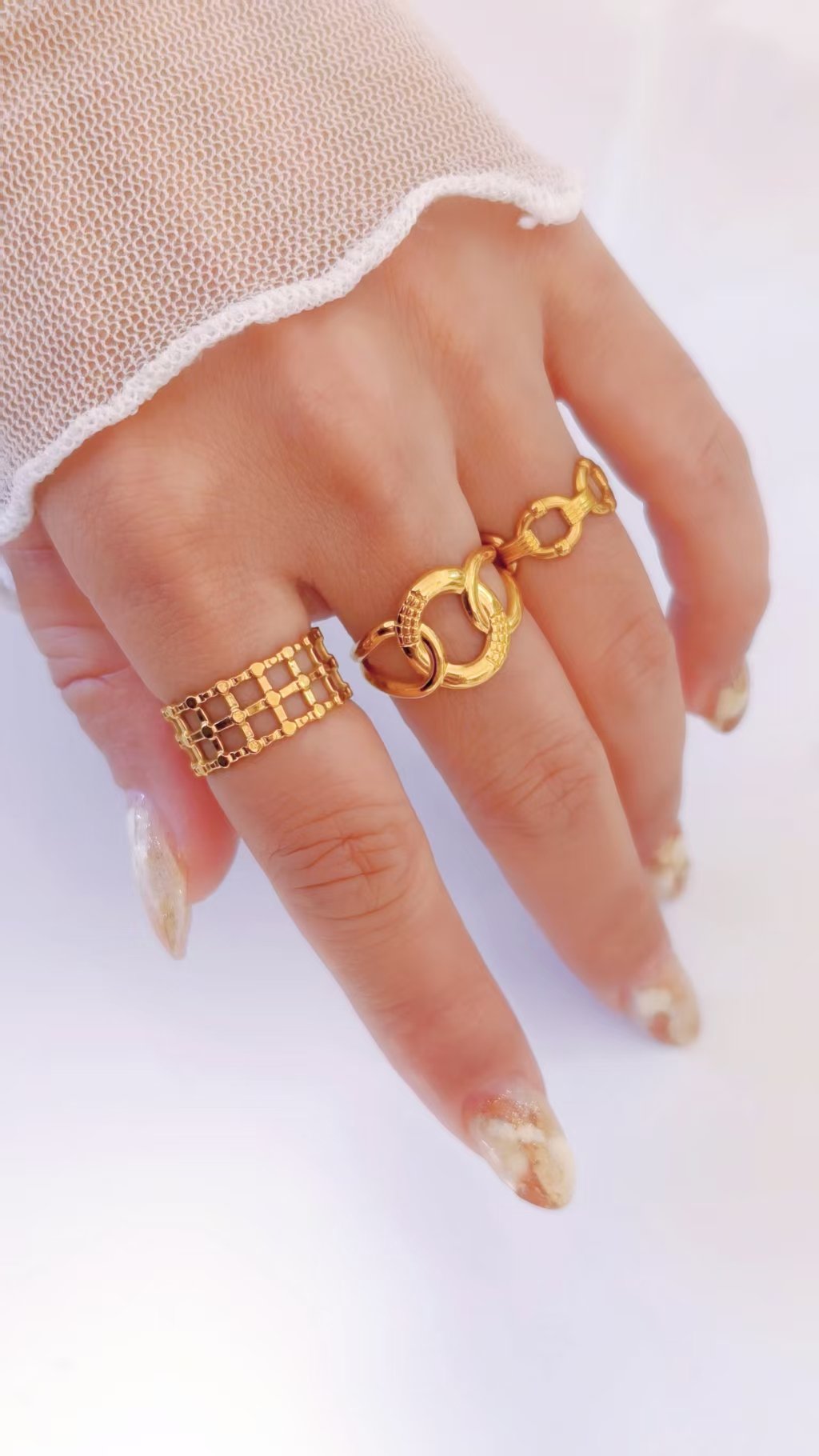 Garden Gate Lattice Cage Ring - Image 2