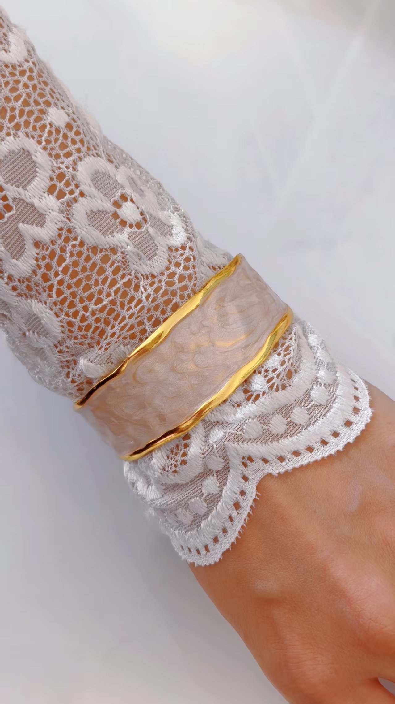Marble Wave Enamel Cuff Ring - Image 3
