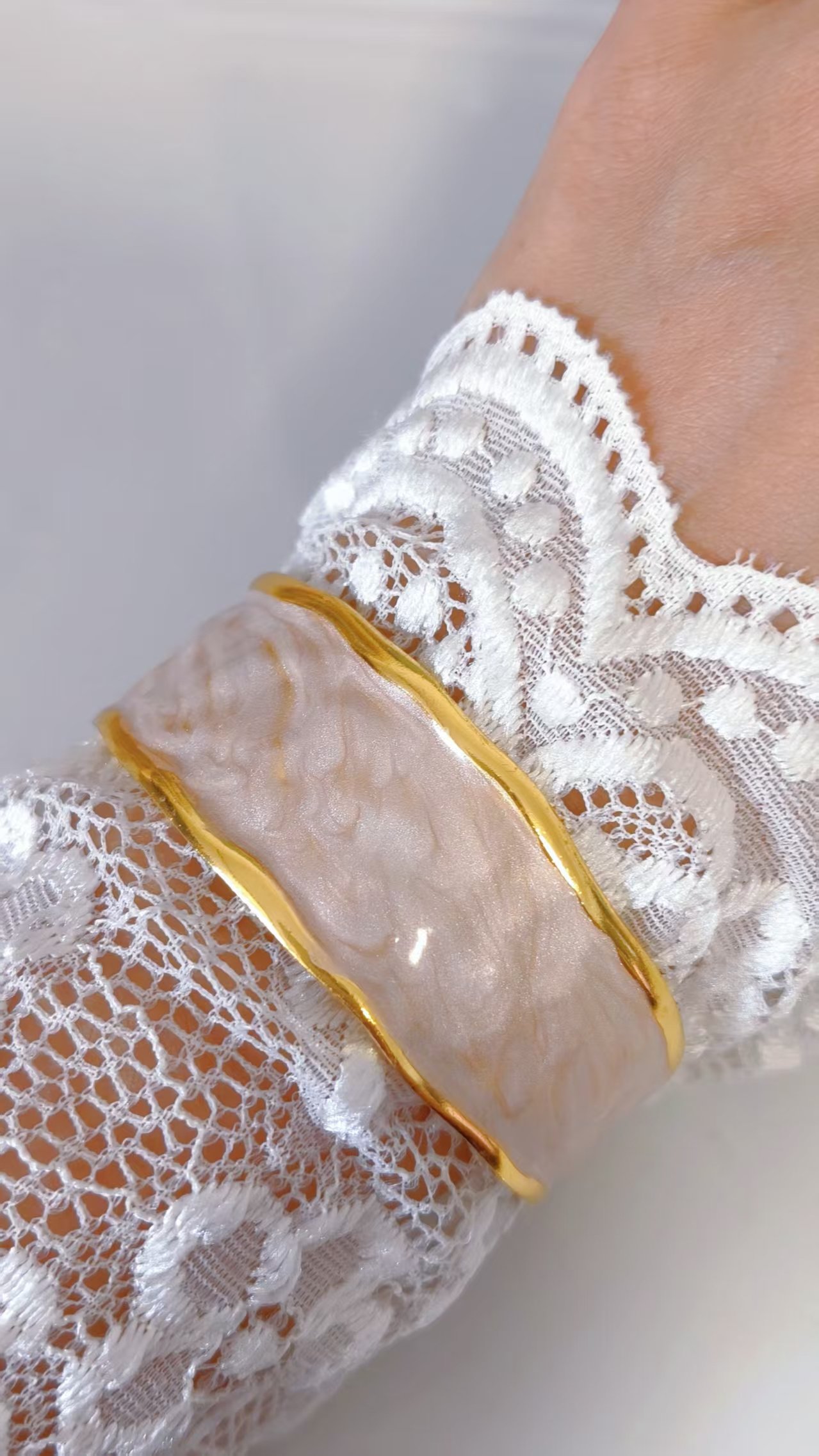 Marble Wave Enamel Cuff Ring - Image 4
