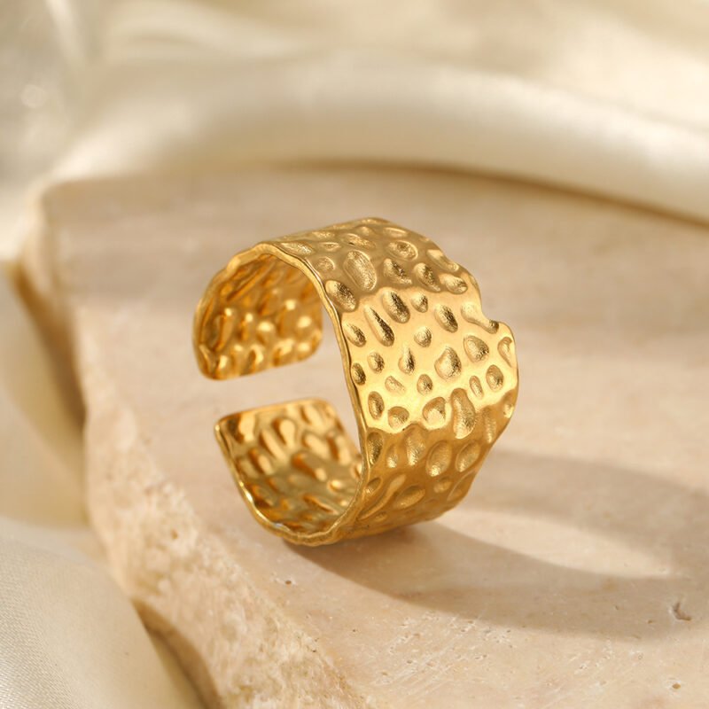 Molten Texture Hammered Wide Ring