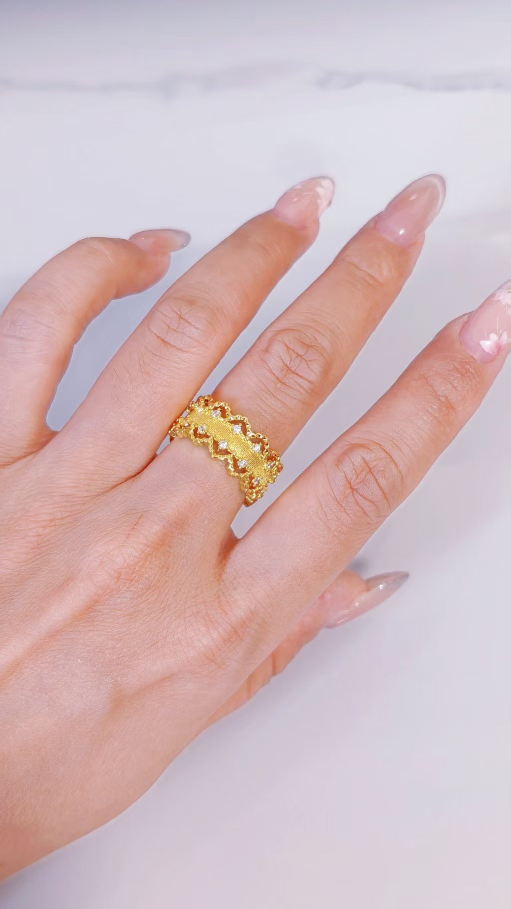 Royal Lace Zircon Scalloped Ring & Bracelet Set - Image 5