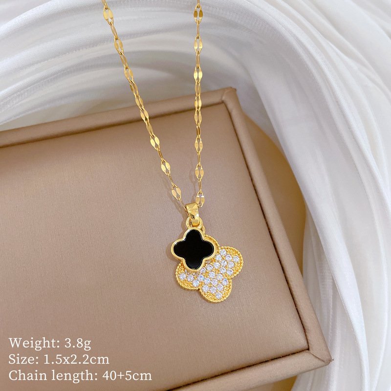 Split Clover Onyx Necklace