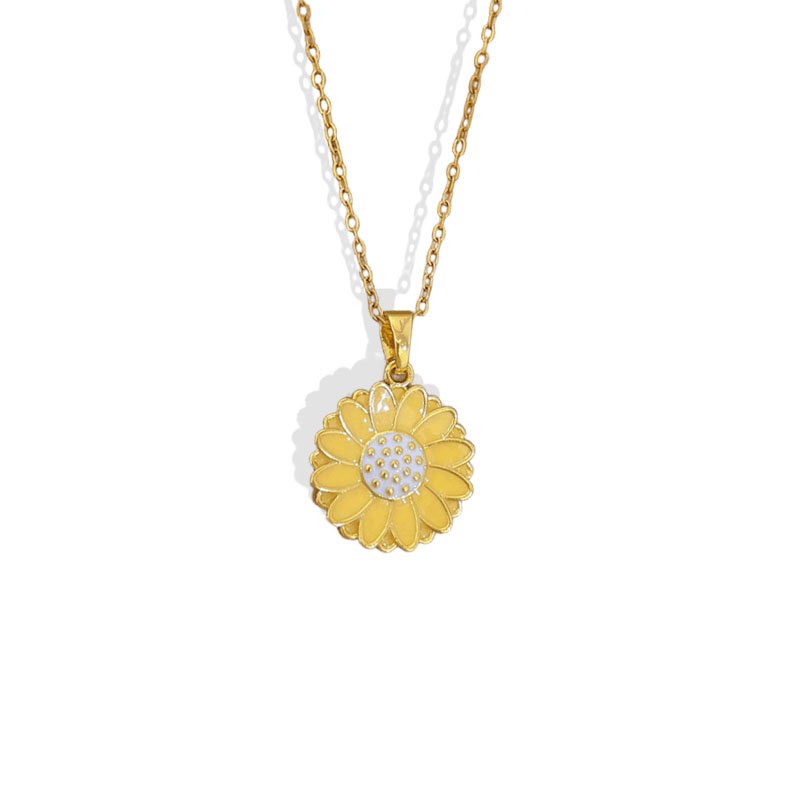 Sunny Enamel Daisy Necklace