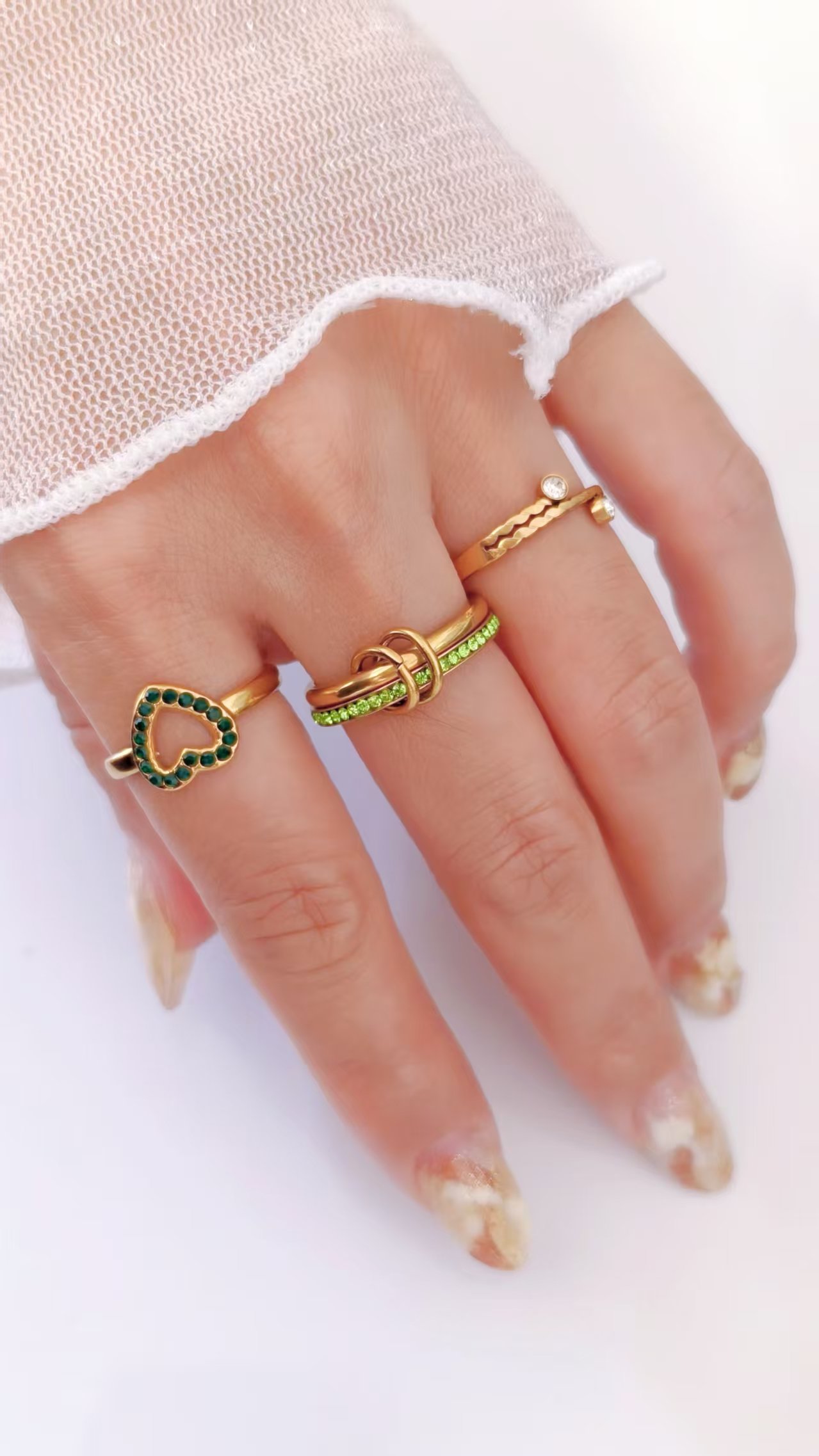 Linked Duo Green Zircon Ring - Image 3