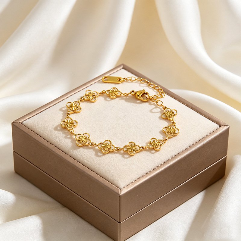 Lucky Clover Lace Bracelet - Image 3