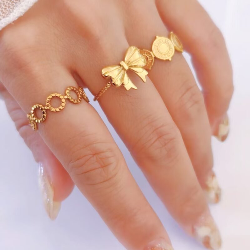 Princess Bow Sculpted Ribbon Ring