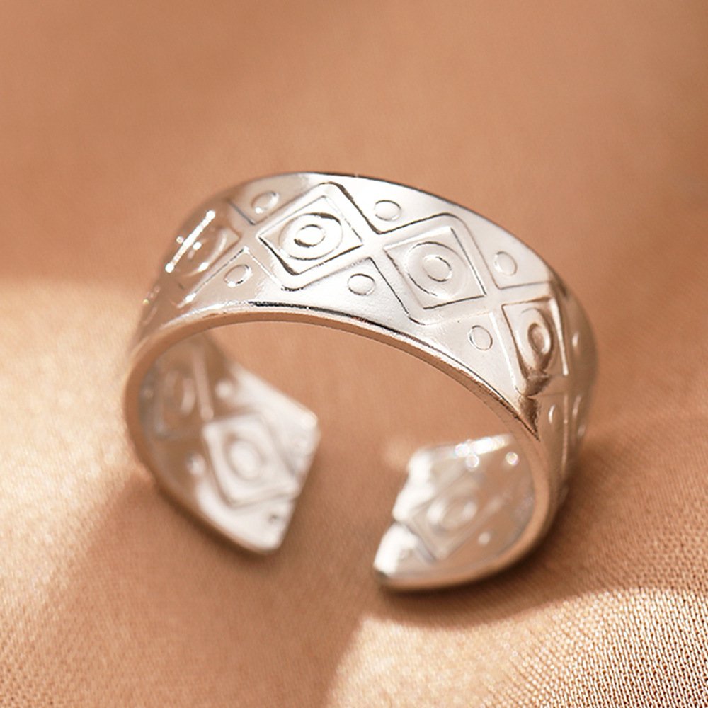 Tribal Diamond Engraved Wide Band Ring - Image 5