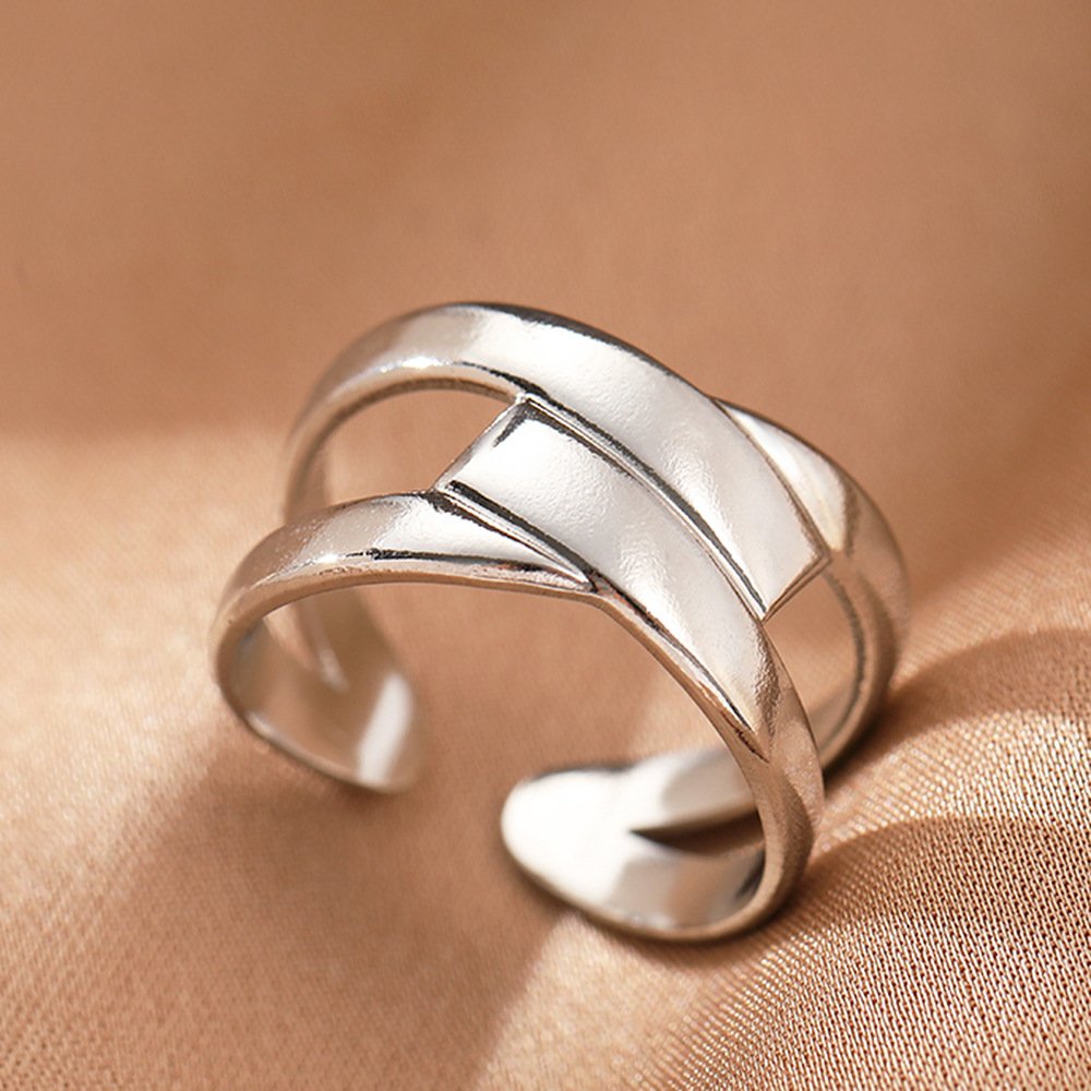 Wrapped Band Cross-Strap Statement Ring - Image 5